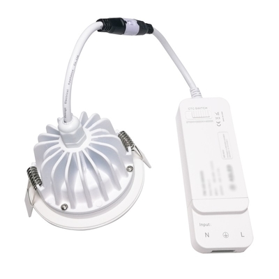 Ο ΣΠΆΔΙΚΑΣ Downlights των οδηγήσεων φωτεινών σηματοδοτών 9W των οδηγήσεων Dimmable SMD στεγανοποιεί 5 έτη εξουσιοδότησης