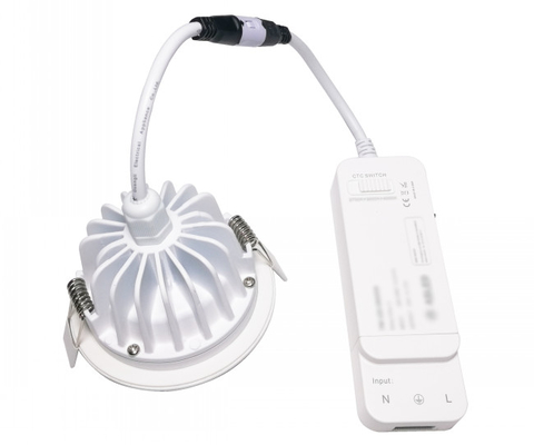 Το ανώτατο όριο των έξυπνων Dimmable οδηγήσεων ΣΠΑΔΙΚΩΝ 9W κάτω από ελαφρύ Bridgelux CSP ανάμιξε την απόδειξη νερού χρώματος
